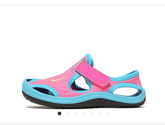 Nike sunray orj 23-24 no sandalet, az kullanılmıştır. Numarası s