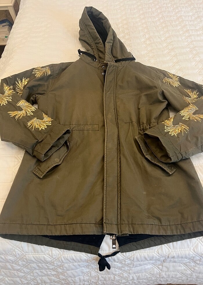 İpekyol 36 yazıyor 34-36-38 uyumlu pul işlemeli parka. Az ve tem - Görsel 5