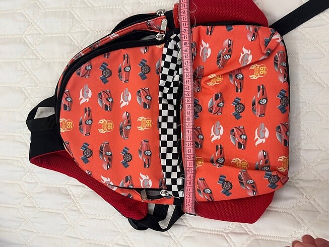 Boynerden Ümit marka lisanslı orj ilkokul çantası, az ve temiz k - Görsel 9