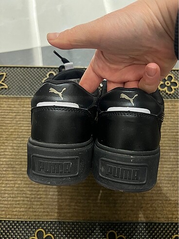 38 Beden siyah Renk Puma orj carina street 38 kalın taban spor ayakkabı az ve temiz