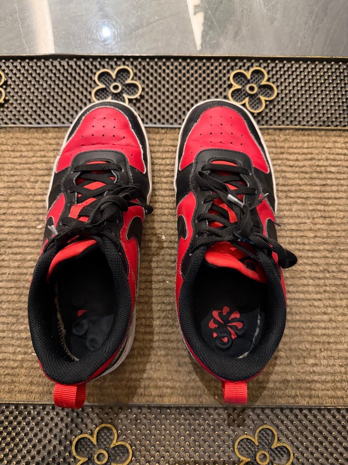 Nike Siyah-Kırmızı Erkek Spor Ayakkabı — görsel 7/8