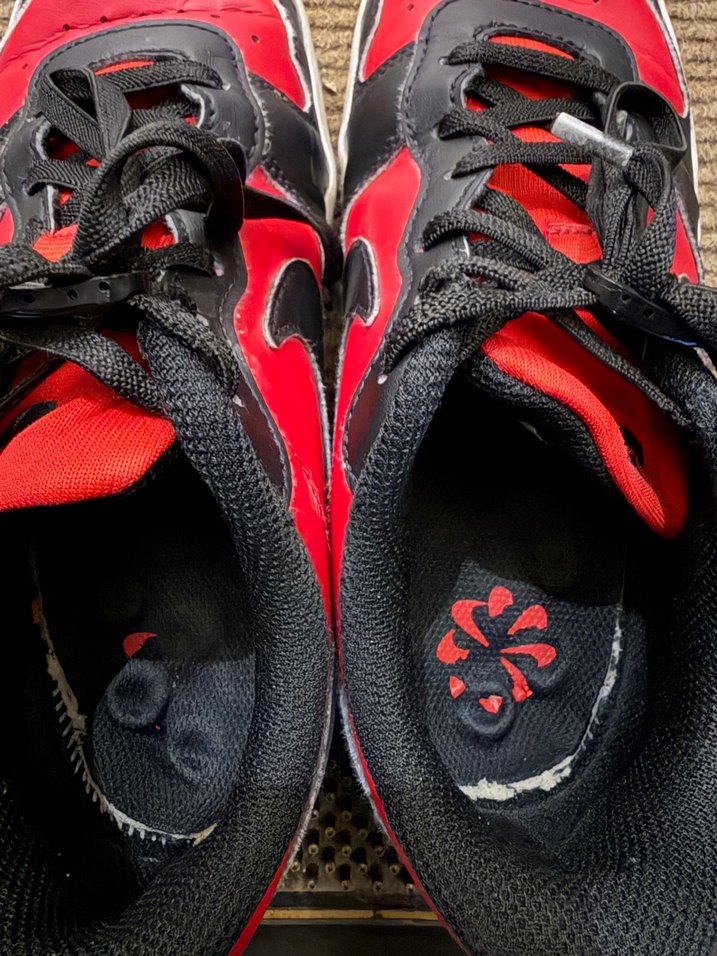 Nike Siyah-Kırmızı Erkek Spor Ayakkabı — görsel 4/8