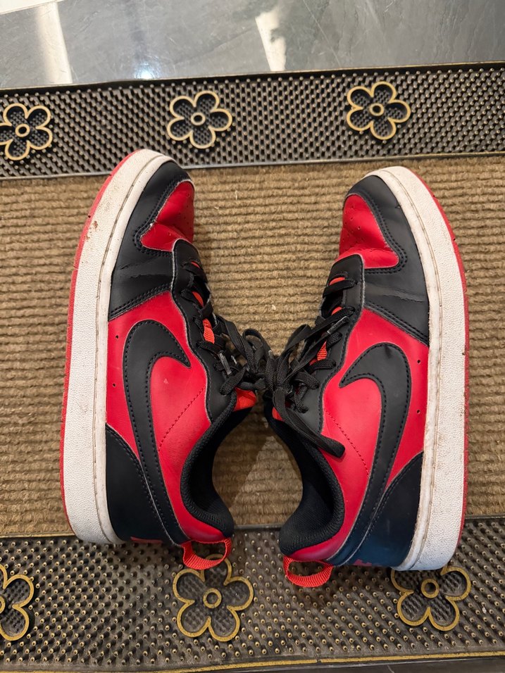 Nike Siyah-Kırmızı Erkek Spor Ayakkabı — görsel 6/8