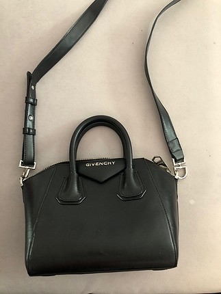 Givenchy siyah mini boy canta