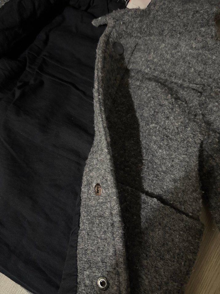 Düğmeli Gri Yün Erkek Çocuk Kabanı - Görsel 5