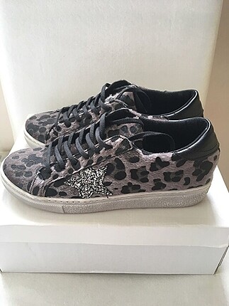 Gri Leopar Desenli Sneaker