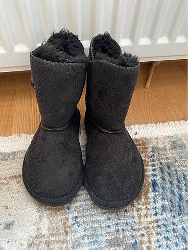 Çocuk ugg