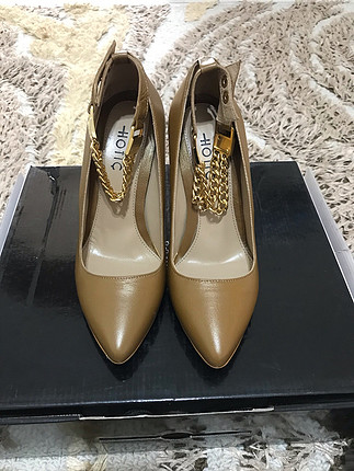 36 Beden altın Renk Hotiç zincirli stiletto