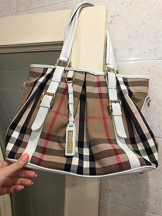 1. Kalite replika burberry çanta