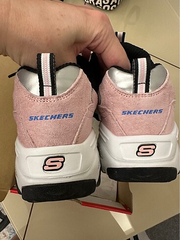 39 Beden Skechers orjinal ayakkabı