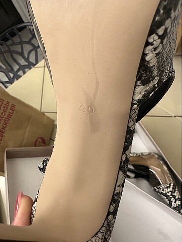 40 Beden beyaz Renk Shoes and more ayakkabı