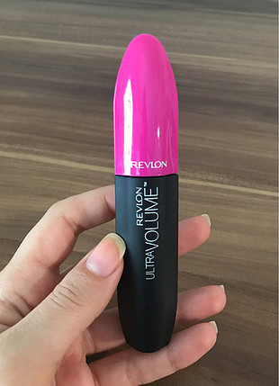 Revlon Ultra Volume Maskara