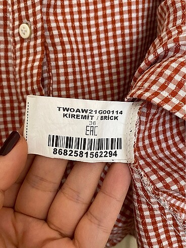 38 Beden bordo Renk Kiremit, kareli, şık gömlek (36-38-40 olur)