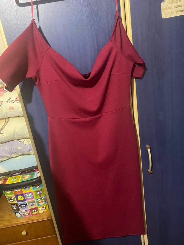 Bordo Kayık Yaka Modern Kalem Elbise - Görsel 4