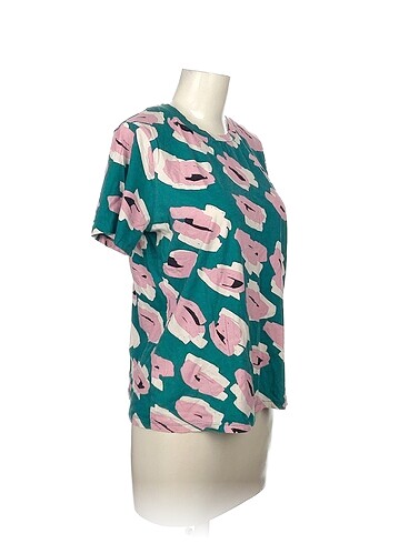 Twist Twist T-shirt %70 İndirimli.
