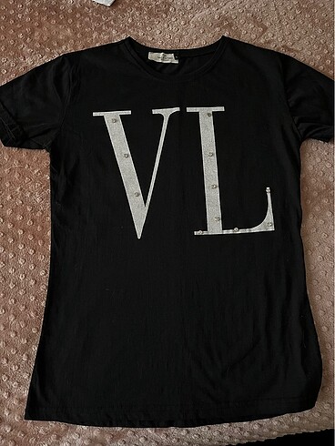 Valentino tshirt