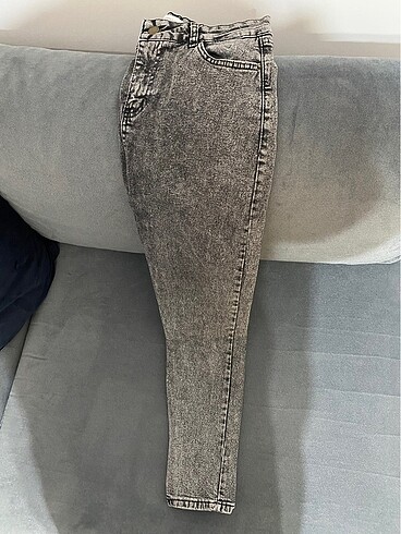 32 Beden gri Renk Jeans