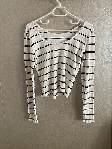 Sırt dekolteli çizgili bluz - Görsel 3
