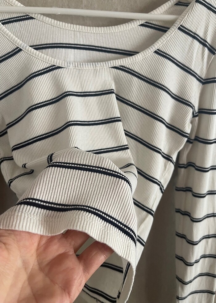 Sırt dekolteli çizgili bluz - Görsel 4