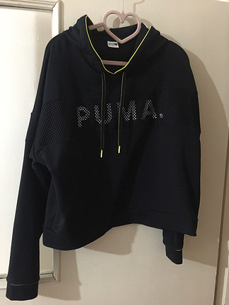 Puma sweatshirt