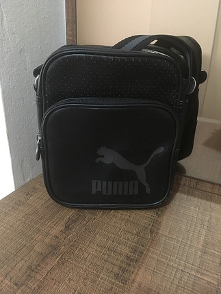 Puma çapraz askılı çanta