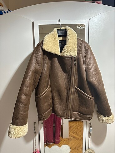 s Beden Pull&Bear Biker Mont