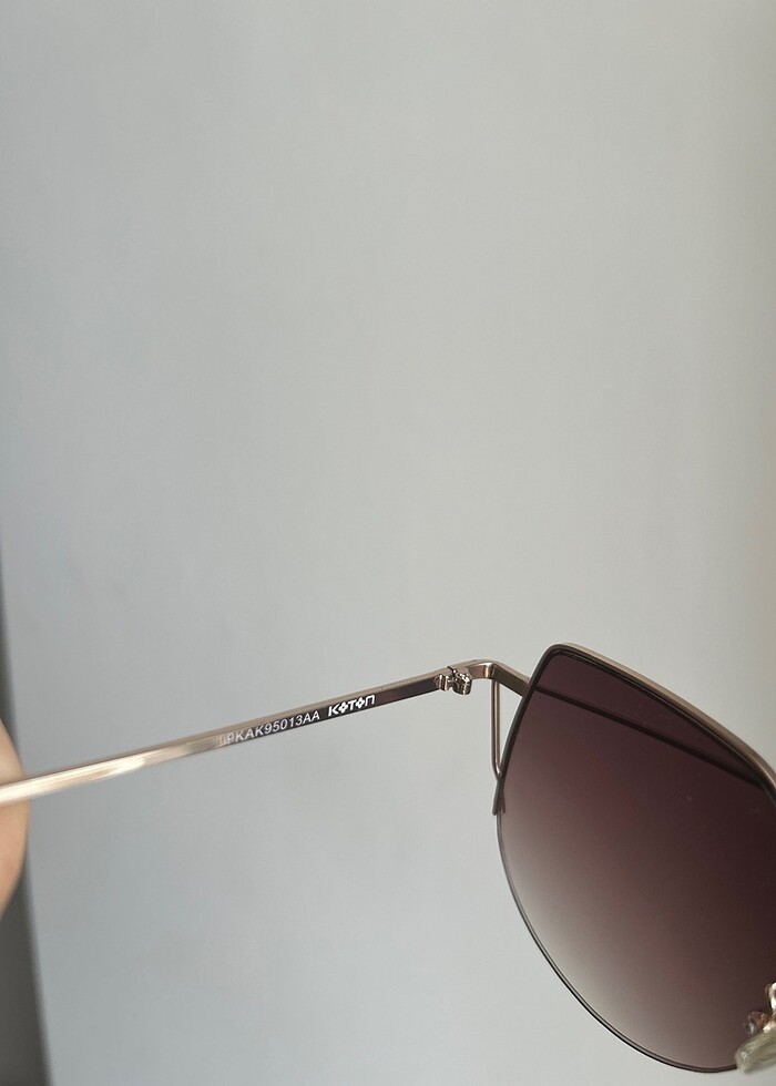 Kahverengi güneş gözlüğü - Görsel 3