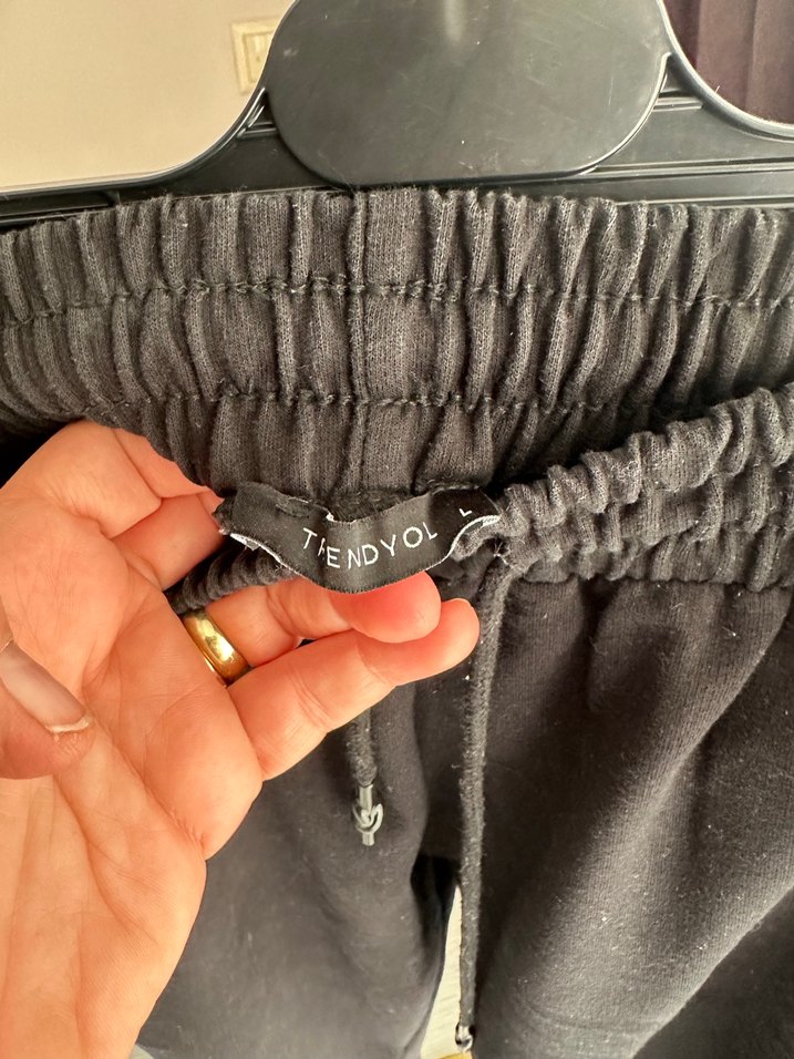 Trendyolmilla L beden eşofman altı - Görsel 4
