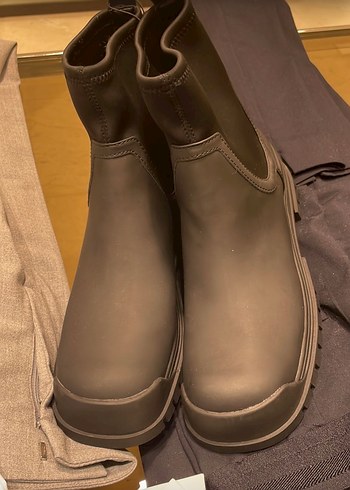 Zara 41 numara bot yepyeni bi kere giyildi tertemiz - Görsel 8