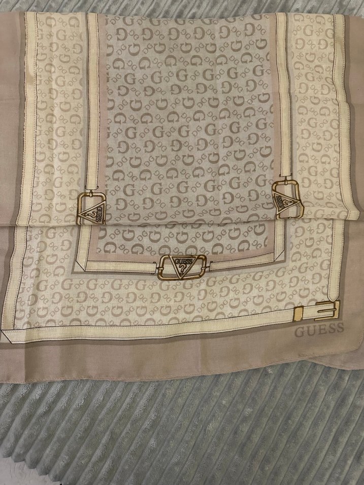 Guess Zincir Detaylı Bej Vintage Kadın Şal - Görsel 3