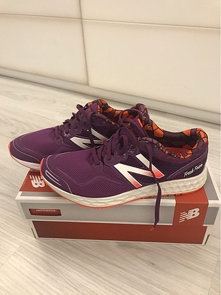 New balance 40.5 bayan koşu ayakkabısı mağaza satış fiyatı 450 t