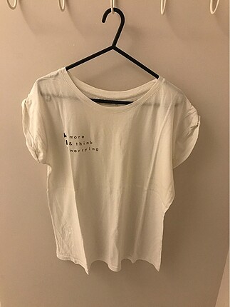 Pulandbear beyaz yazı baskılı tişört