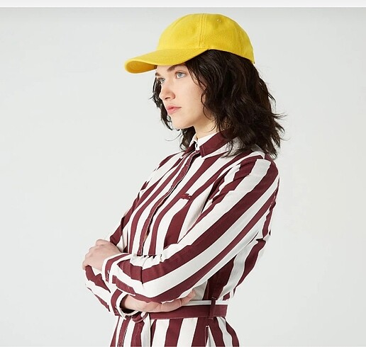 40 Beden bordo Renk Lacoste 40 beden bordo gömlek elbise yeni etiketli