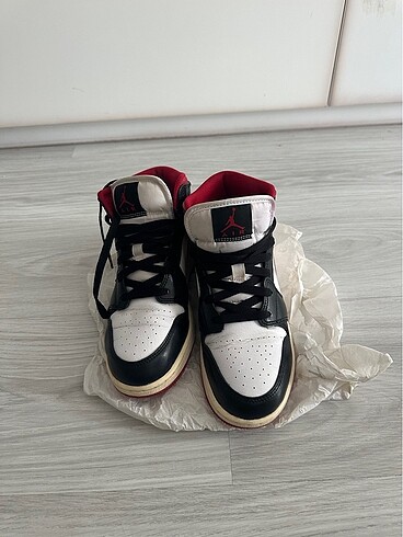38,5 Beden siyah Renk Orjinal Nike jordan spor ayakkabı temiz sıkıntısız