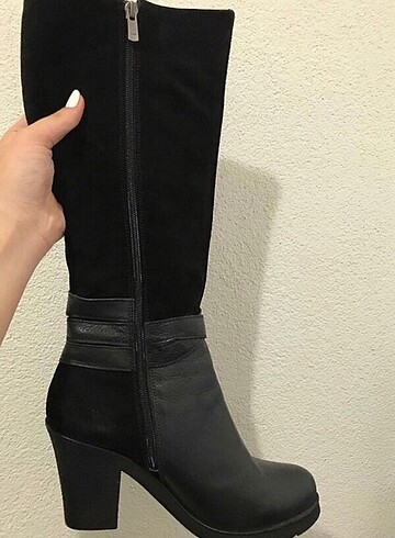 Zara Platin Çizme