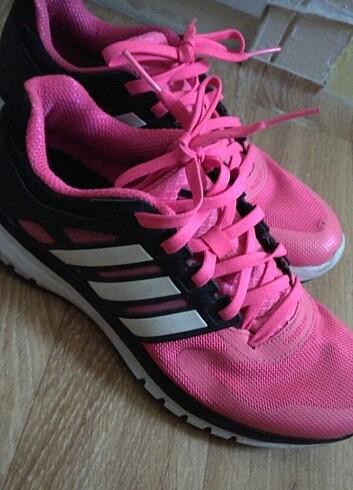 Adidas kadın  spor ayakkabı  - Görsel 2