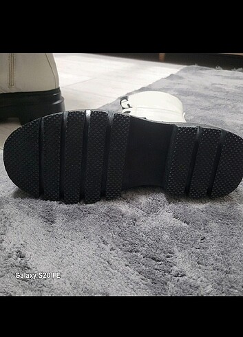 Uzun kadın bot - Görsel 5