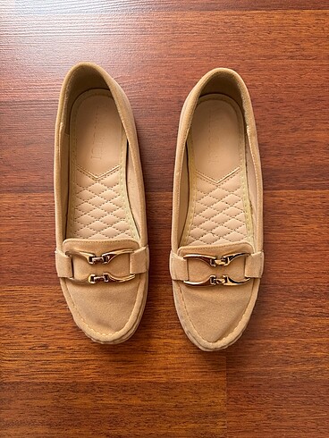 Yargici bej loafer