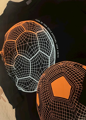 Erkek Çocuk Siyah Baskılı uzun kol tişört - Görsel 4