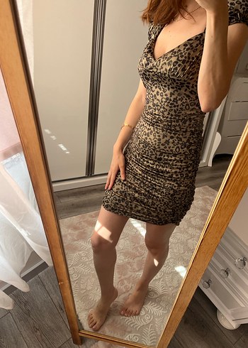 Leopar Desenli V Yaka Midi Elbise - Görsel 5