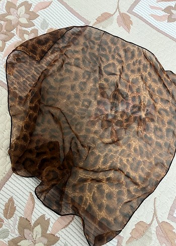 Kahverengi leopar Kadın Şal - Görsel 3
