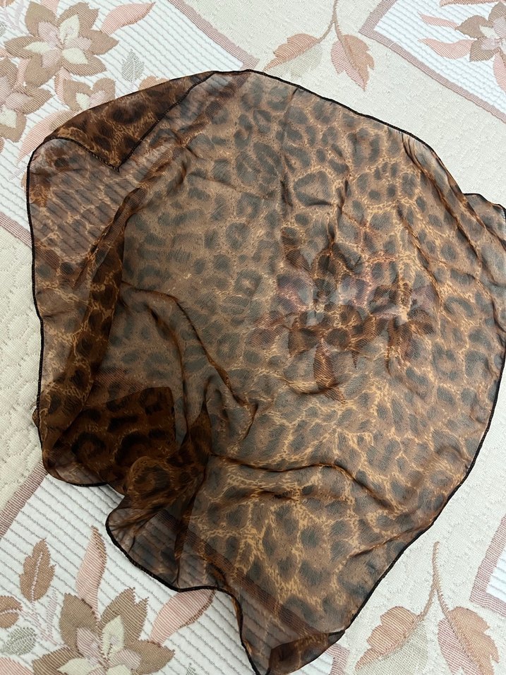 Kahverengi leopar Kadın Şal - Görsel 3