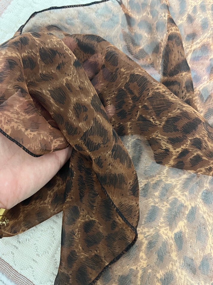 Kahverengi leopar Kadın Şal - Görsel 4