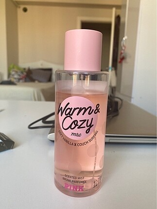 Victorias secret pink vücut spreyi warm and cozy