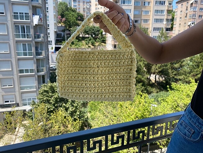  Beden Butter yellow çanta
