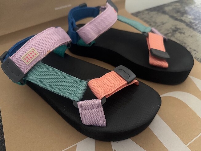 34 Beden Zara Sandalet -34