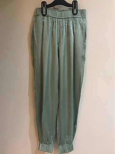 Zara saten pantolon