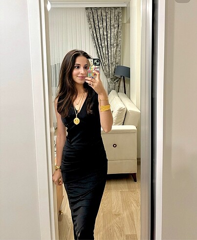 Siyah kalem elbise