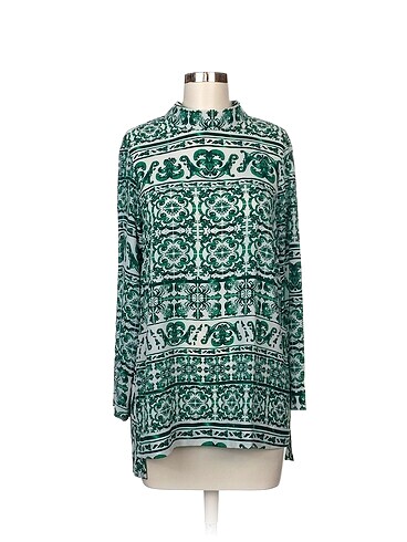 H&M Bluz %70 İndirimli.