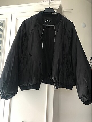 Zara bomber şişme mont